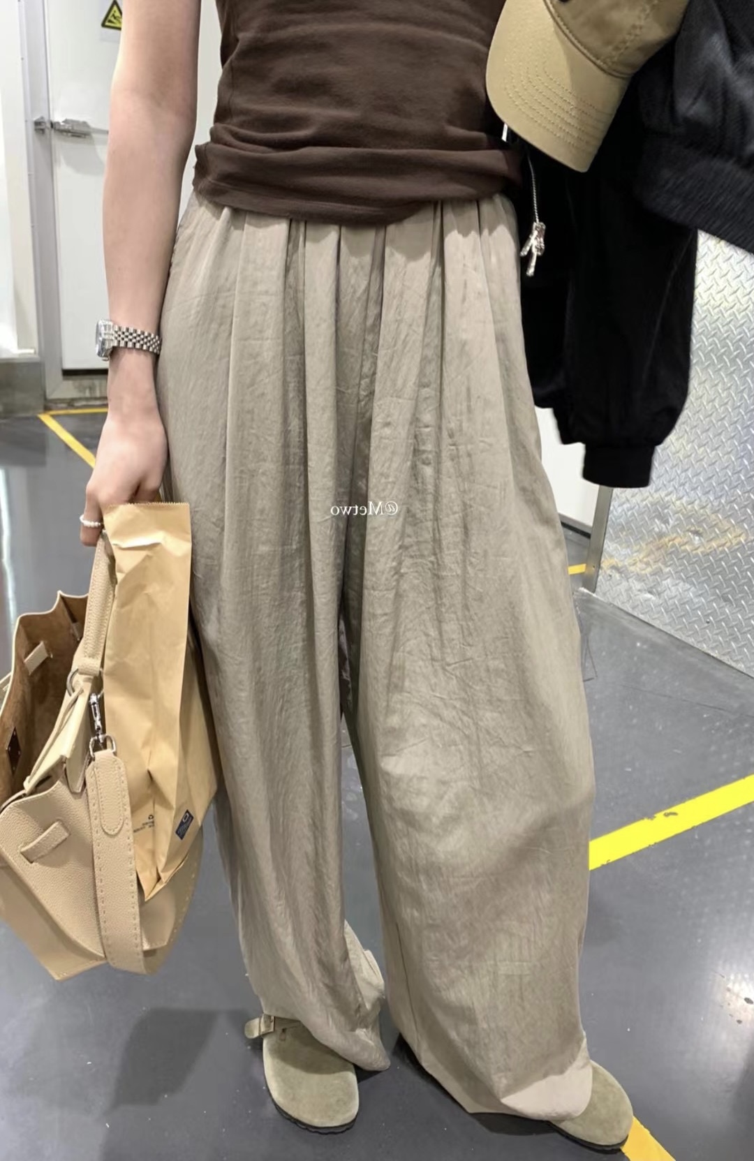 一勺甜韩系褶皱工装裤长裤遛弯