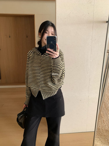 Hers简韩条纹连帽拉链保暖毛衣女