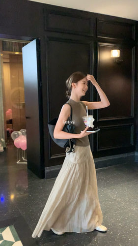 seeUbye早秋高腰显瘦纱纱半裙女