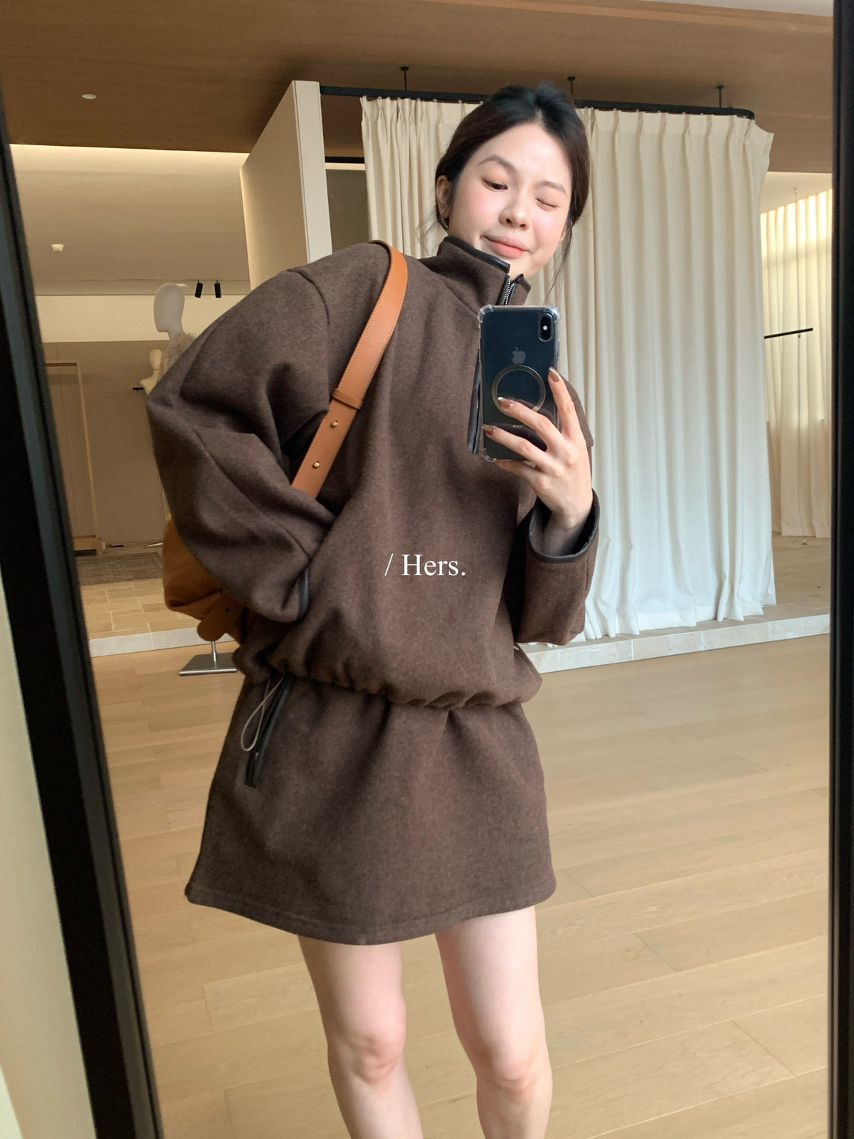 Hers调性拼皮设计感立领毛呢卫衣