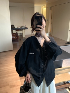 宽松显瘦衬衫 女2025秋季 上衣92245 hers高品质v领绑带小衫 一勺甜