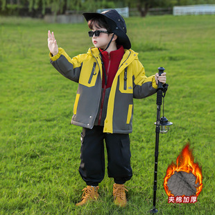 男童秋冬外套2025新款洋气冲锋衣三合一加绒儿童冬季摇粒绒厚