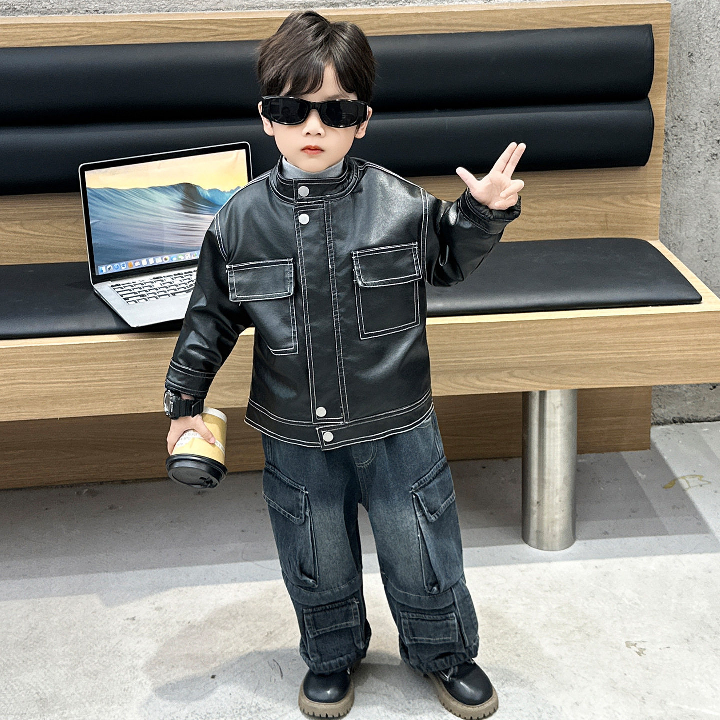 男童外套加厚儿童皮衣加绒外套帅气2025秋冬新款小童冬季夹克