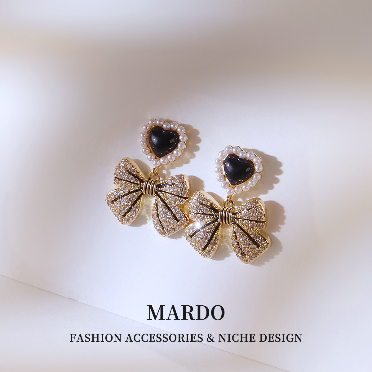 小香风珍珠蝴蝶结耳环女爱心耳钉2026新款爆款小众设计高级感耳饰,饰品/流行首饰/时尚饰品新,耳钉,淘宝优惠券,粉丝福利购,淘宝优惠卷