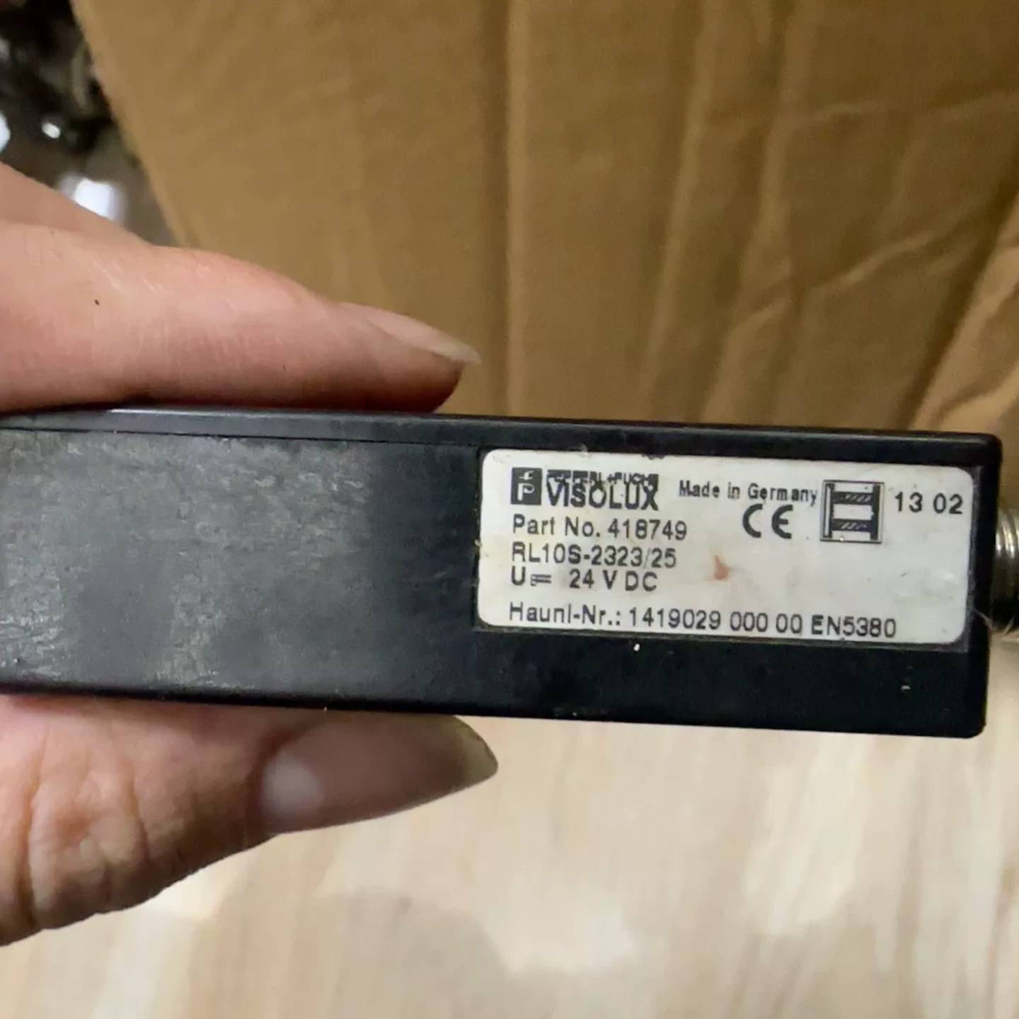 可维修产光电开关VISOLUXRL10S-2323/25德议价 - 实物图