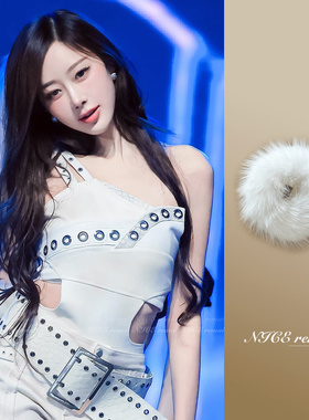 Y2K千禧辣妹白色毛绒手镯 kpop女团舞台表演手腕套朋克亚文化臂环