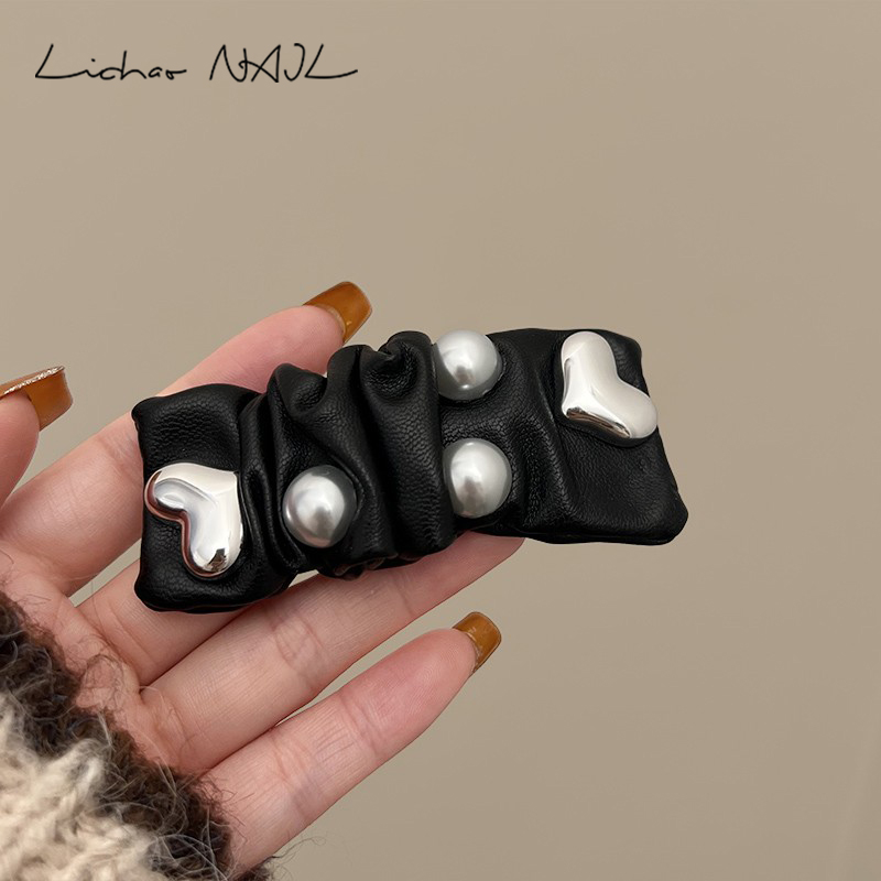 丽超边夹皮质日韩珍珠爱心