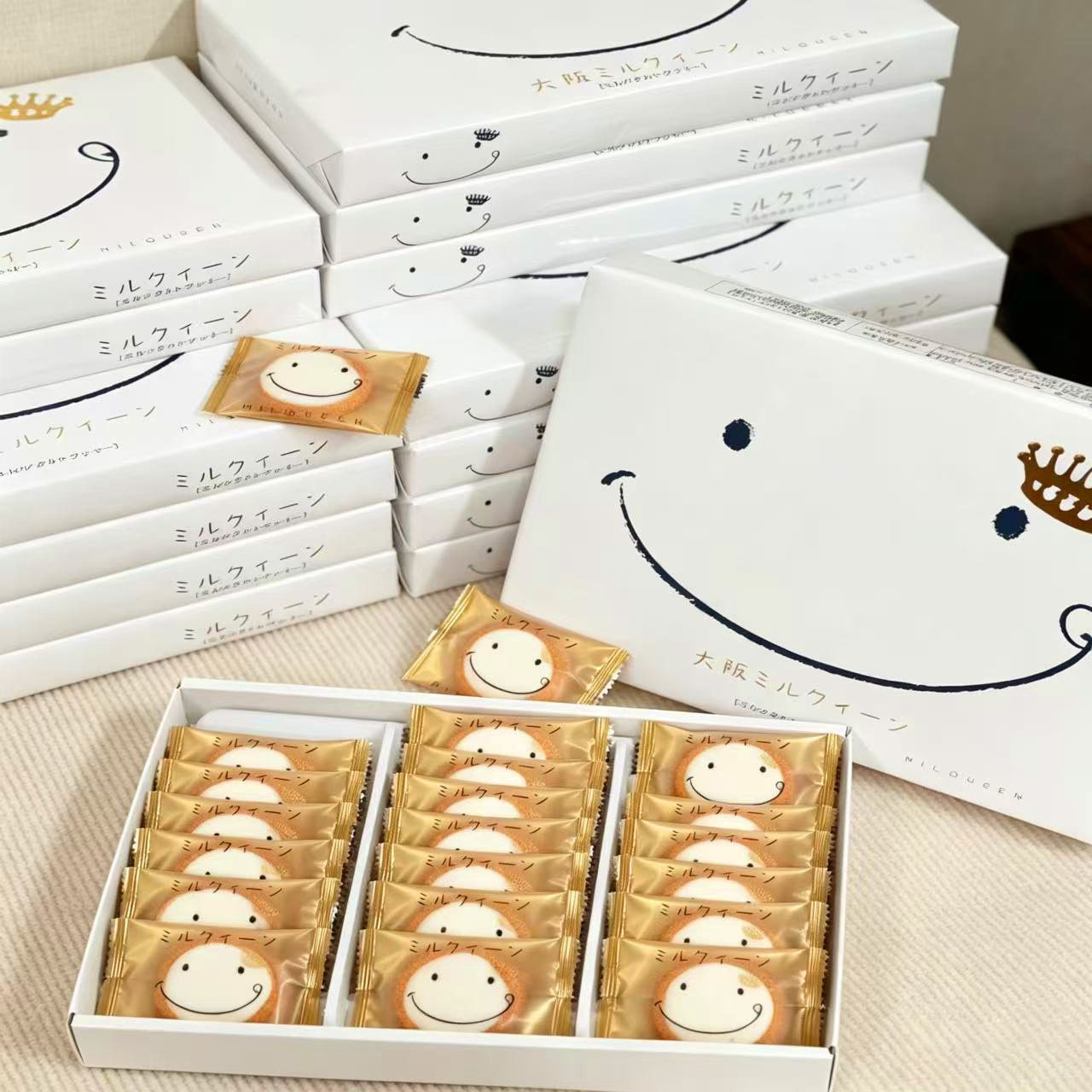 日本原装荣光堂北海道笑脸饼干牛奶蛋挞饼干布丁风味零食伴手礼盒