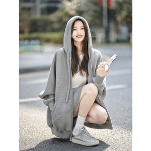 2024年秋冬季休闲洋气卫衣两件套女小个子百搭显瘦裙裤搭配短外套