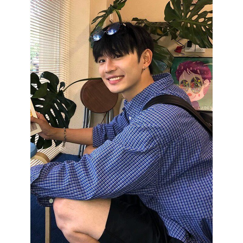 少年感蓝色格子衬衫男长
