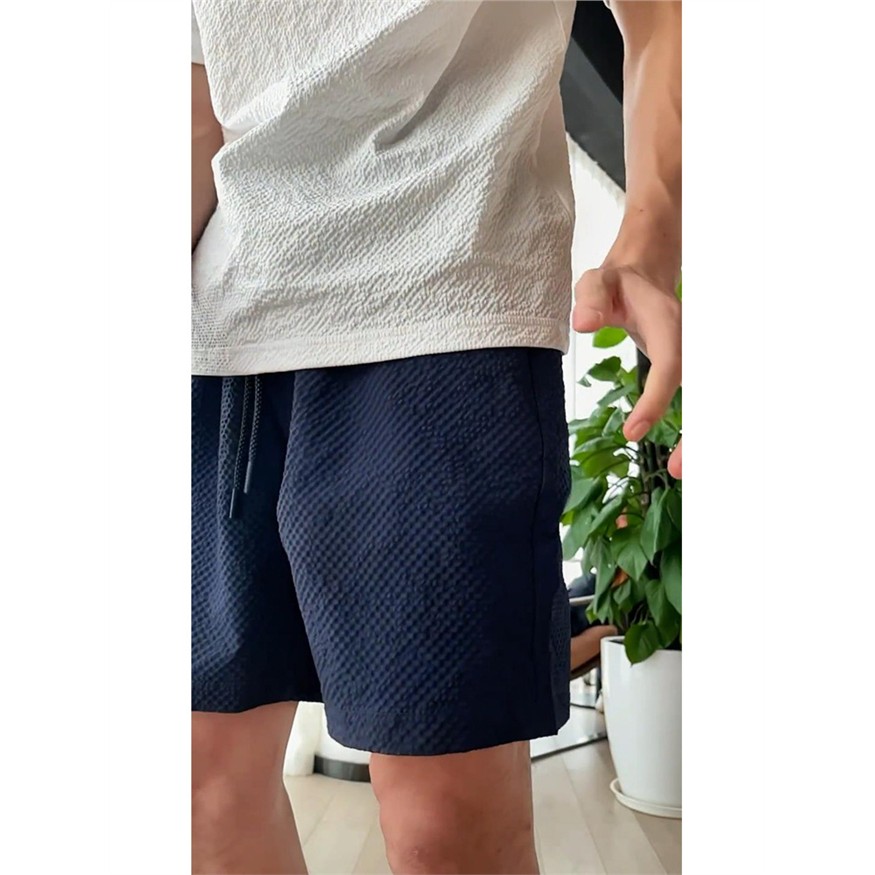 藏蓝色泡泡纱冰丝速干短