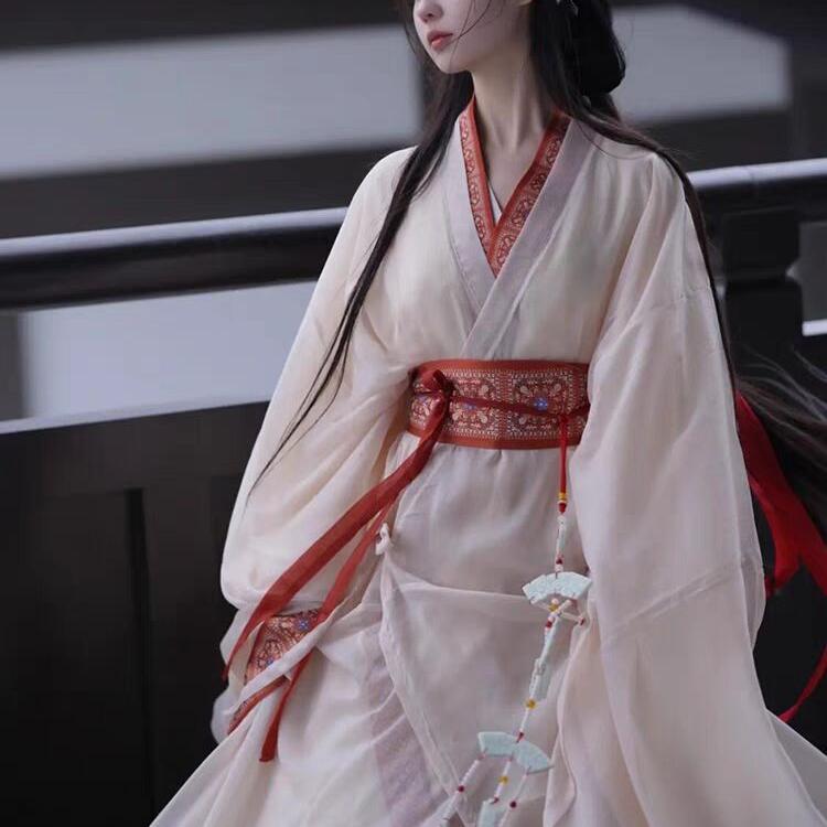 汉服古装女2024新款复原拖尾战国袍古风交领直裾日常女款大袖襦裙