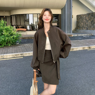 日式2026咖啡色流行夹克半裙两件套女秋季美式紧身法式套装搭配高