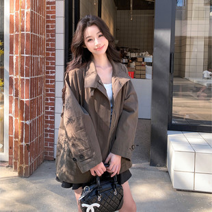 设计感廓形风衣女2026秋季搭配高级翻领中长款高级感外套特别气质
