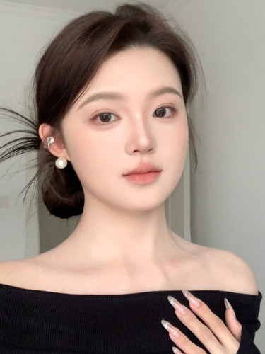 施家珍珠超高亮暖调奶油珍珠耳钉