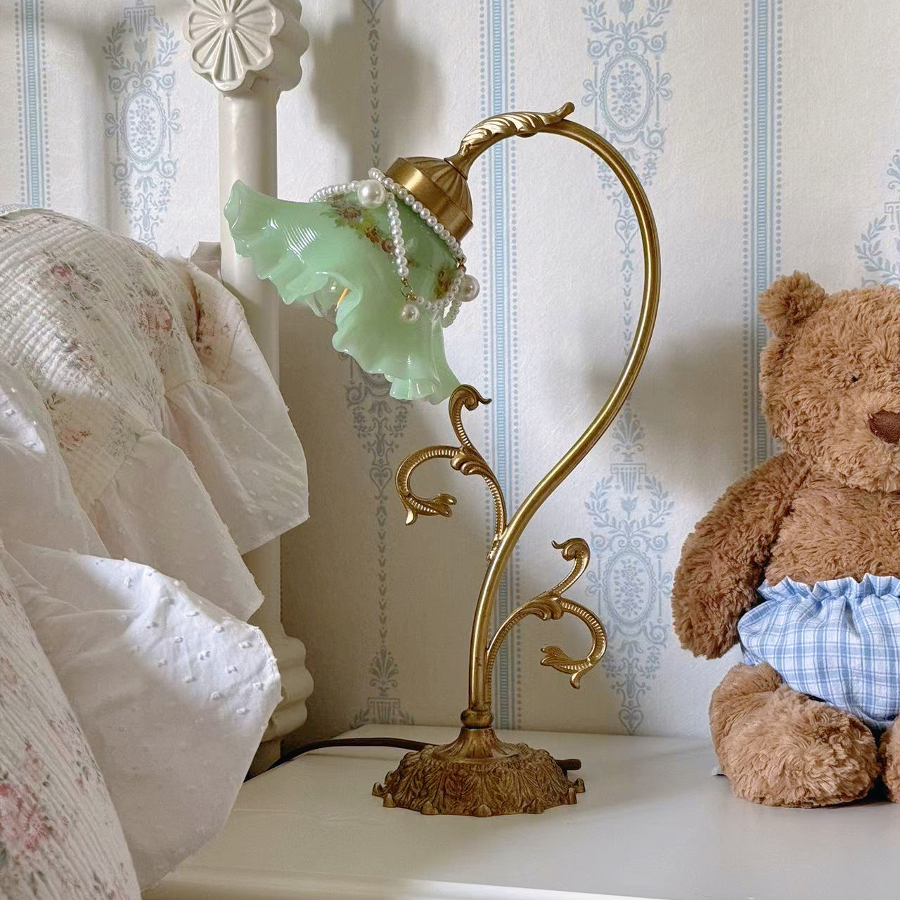 鳗鱼岛原创玻璃花苞客厅卧室