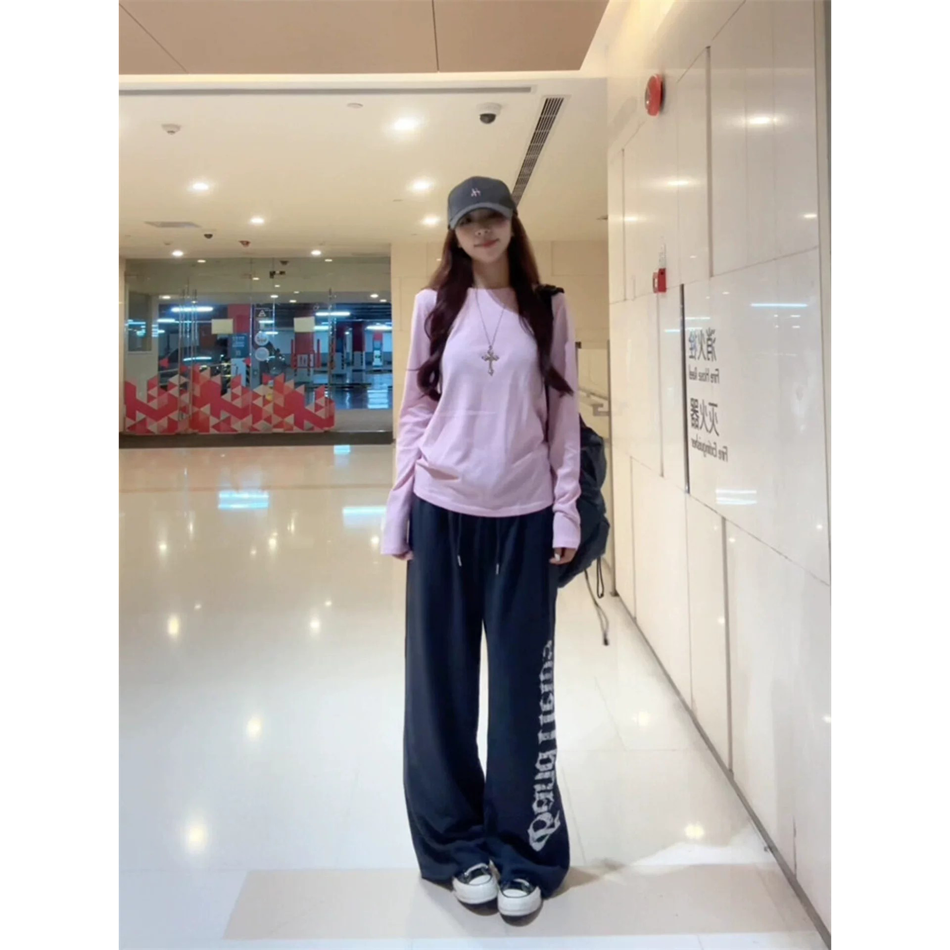美式复古做旧字母蓝灰阔腿卫裤女