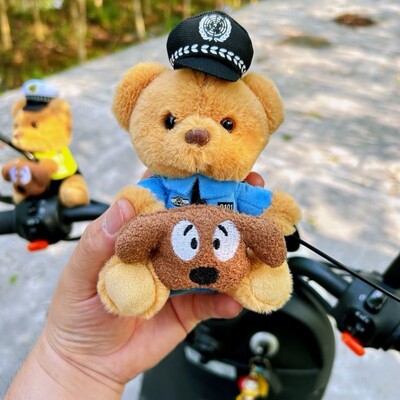 【防盗款】警察小熊电动车装饰品玩偶摩托车公仔电瓶车后视镜摆件