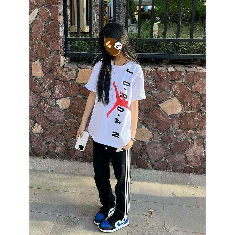 美式嘻哈字母简约短袖t恤男女高街校园运动风学生情侣半袖上衣潮