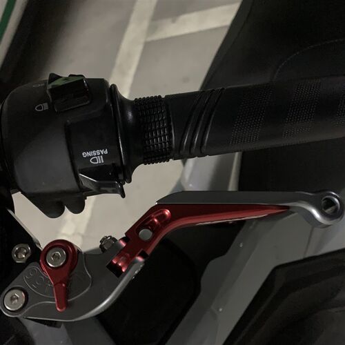 适用三阳九妹Z300 巡弋15r0X/300 GTS300i 改装带驻车功能刹车牛