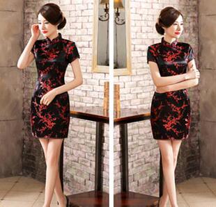Tang style qipao with Chinese retro style 唐装旗袍修身中国风