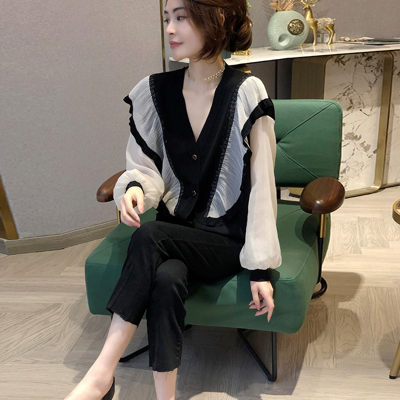 黑色荷叶边V领衬衫女设计感小众拼接雪纺上衣春秋2022新款欧洲站