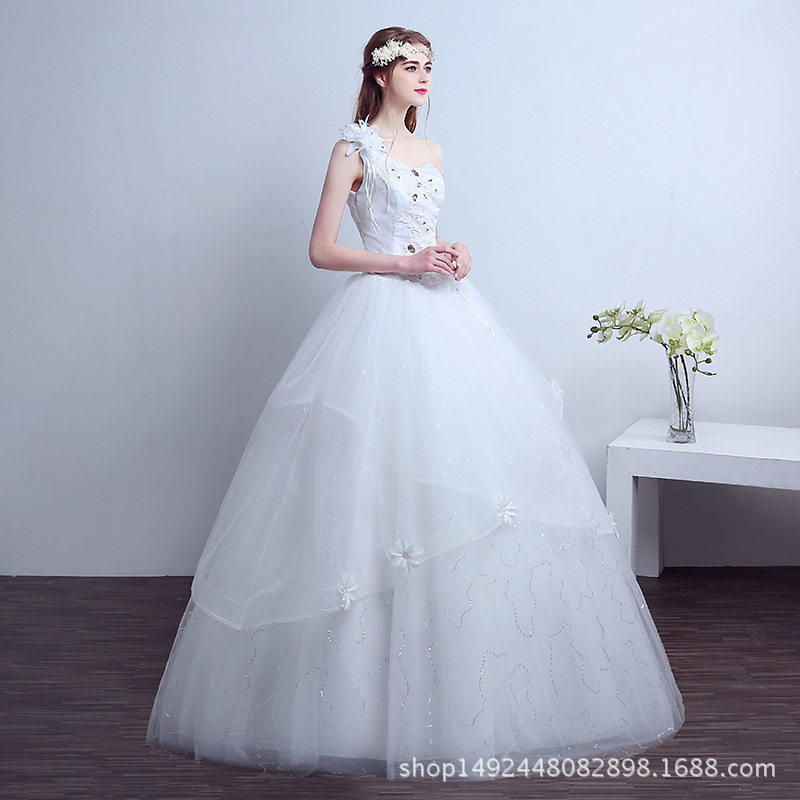 婚纱礼服新娘韩式婚礼大码显瘦婚纱20198新款红色婚纱一字肩春季在类目 女装/女士精品, 婚纱/旗袍/礼服, 婚纱中 - 来自Buy2taobao.com提供专业的淘宝代购服务