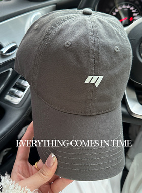 m字母小标棒球帽加宽帽檐炭灰色棒球帽女款大头围鸭舌帽男款帽子