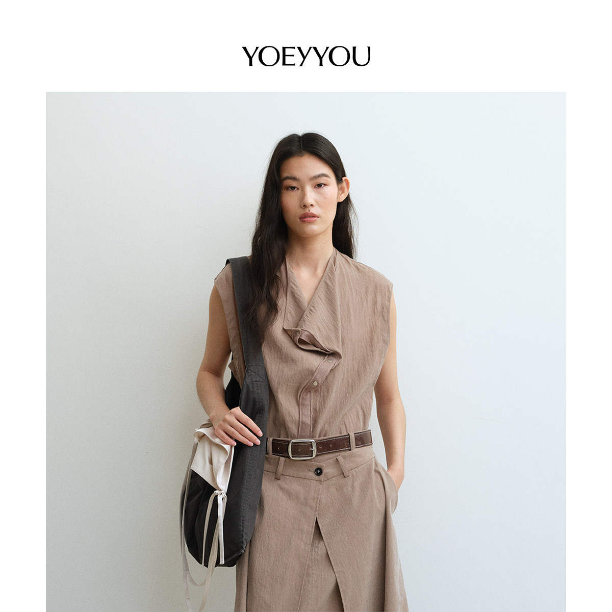 YOEYYOU兜领无袖上衣夏季新品设计师款轻薄肌理别致无袖上衣