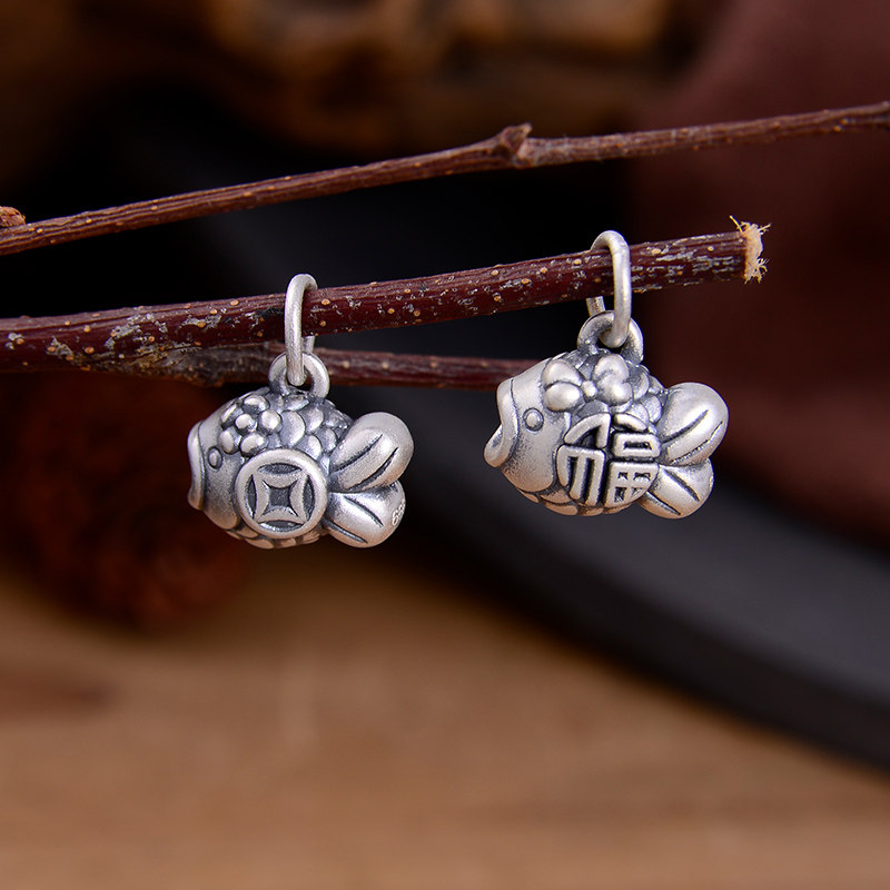 S999足银金钱福气鲤挂件