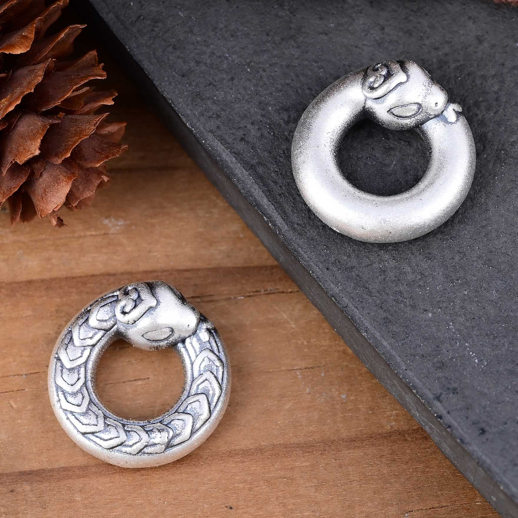 S999足银生肖蛇圆圈跑环