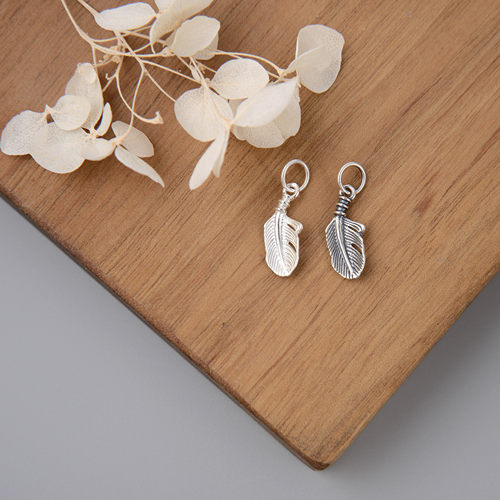 S925纯银小羽毛吊坠挂件