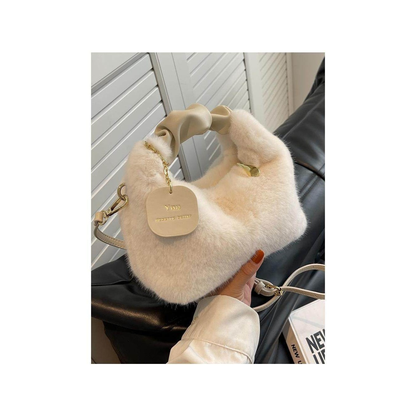 毛绒包包女高级感2026新款秋冬毛茸茸百搭小毛毛包手提单肩斜挎包