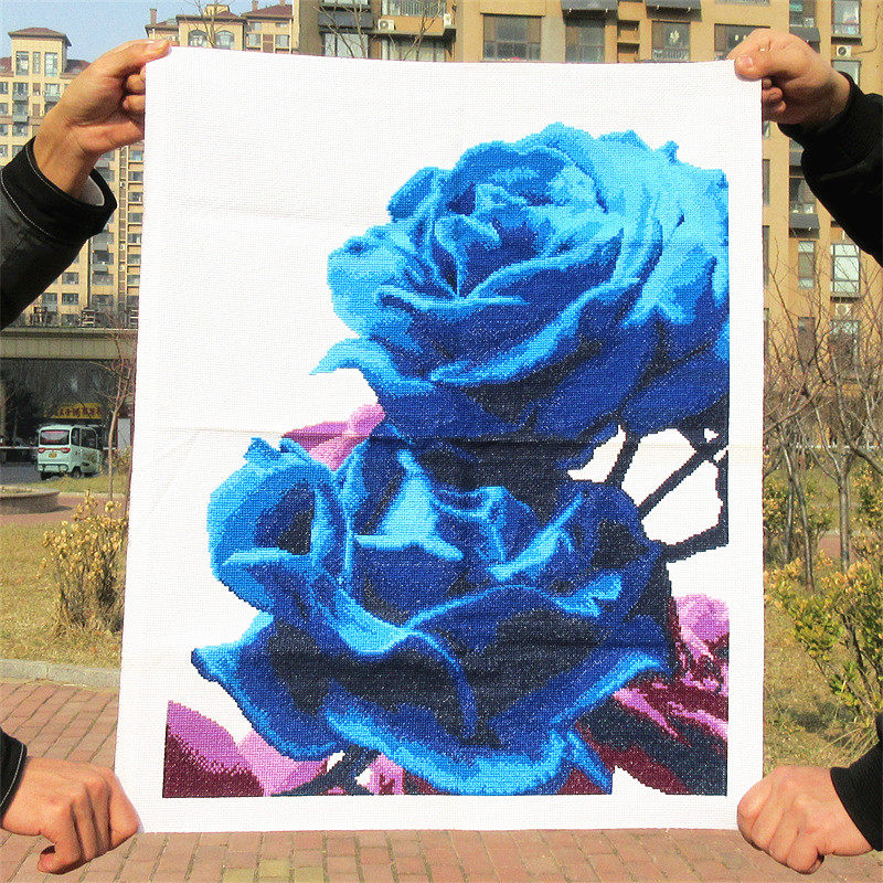 出售纯手工绣好的十字绣成品蓝色妖姬新款卧室大幅玫瑰花小幅客厅