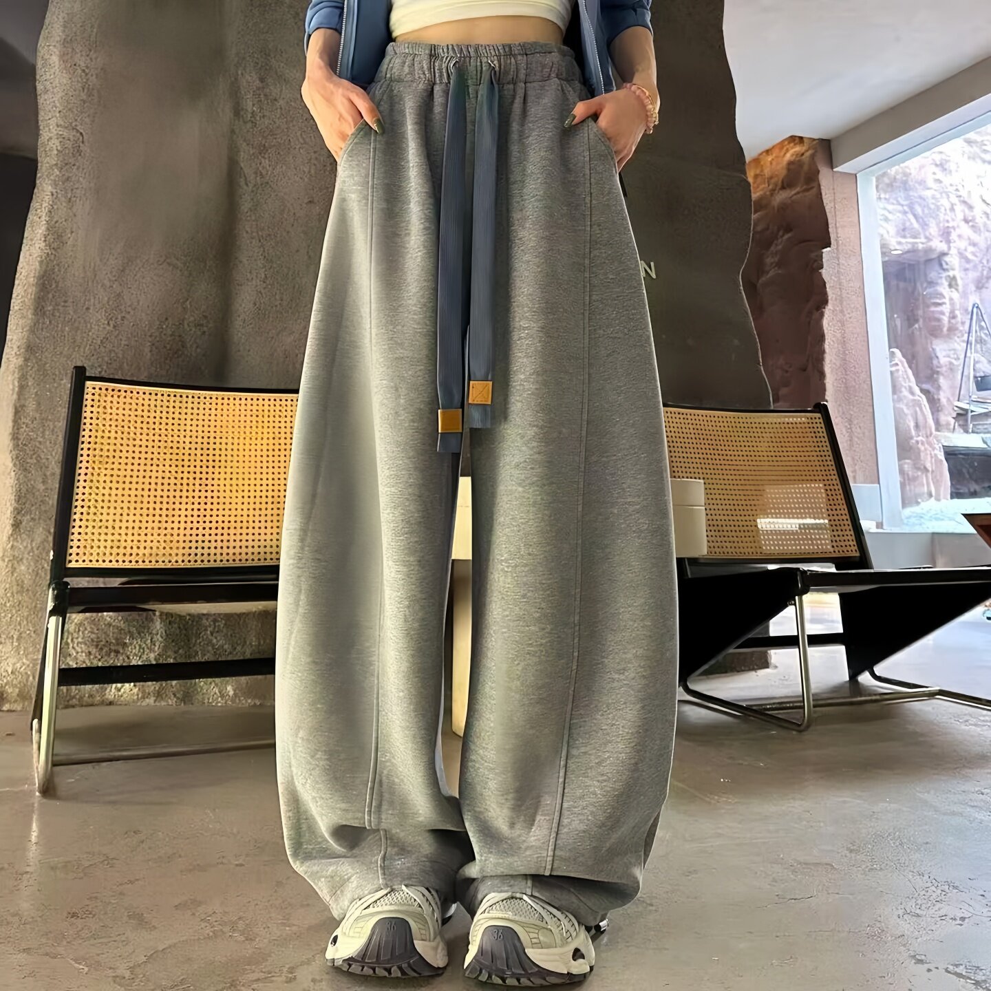 韩版高腰阔腿弯刀裤女2026秋冬新款抽绳宽松卫裤百搭休闲运动裤潮