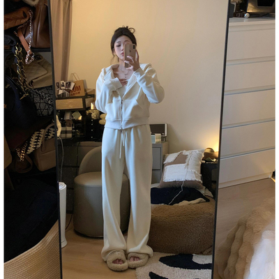 休闲减龄小香风杏色卫衣外套套装