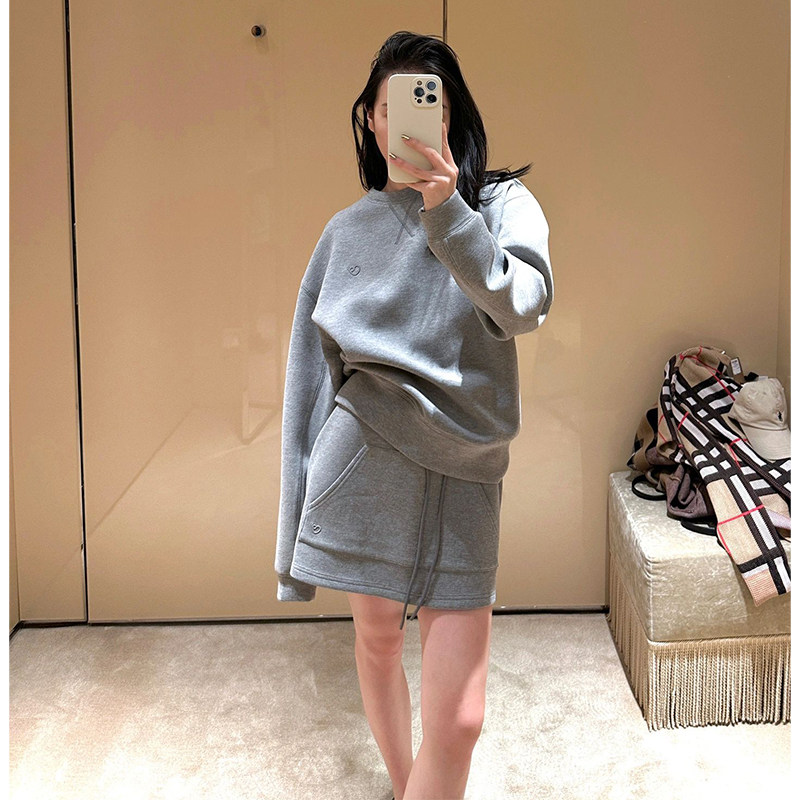 运动套装女秋季2023新款小个子搭配显高时尚休闲卫衣半身裙两件套