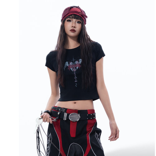 圣心天使Y2K暗黑辣妹修身短款T恤