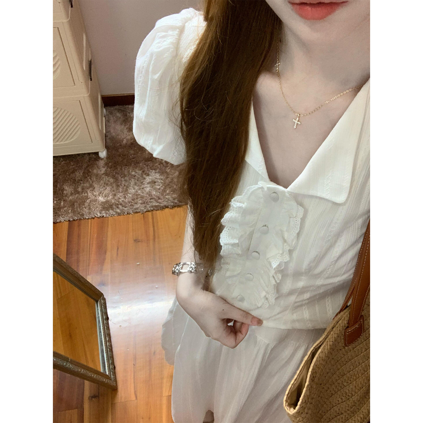 韩系绝美泡泡袖白色连衣裙子女夏2026新款特别漂亮掐腰小裙子套装