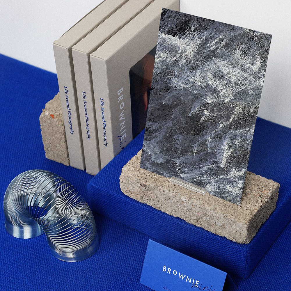 HOWstore BROWNIE MINI SIZE礼物礼盒桌面装饰艺术摆件冰箱贴