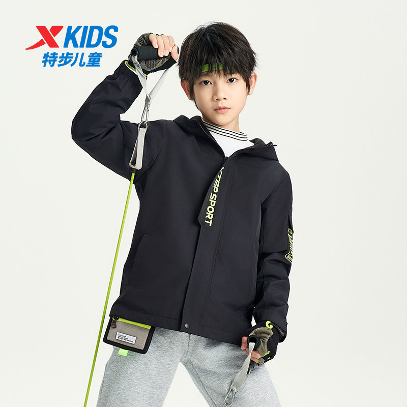 特步童装儿童冲锋外套秋冬拜年服新年防风加绒男童过年正品清仓