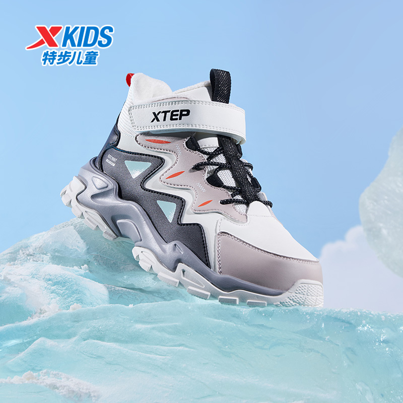 特步童鞋冬季男童中大童新款高帮儿童魔术贴防滑防风运动保暖棉鞋