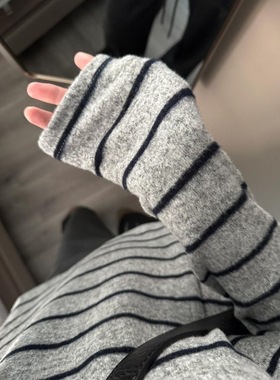 韩系慵懒感软糯灰色条纹长袖t恤女秋冬撞色条纹外穿内搭打底衫女