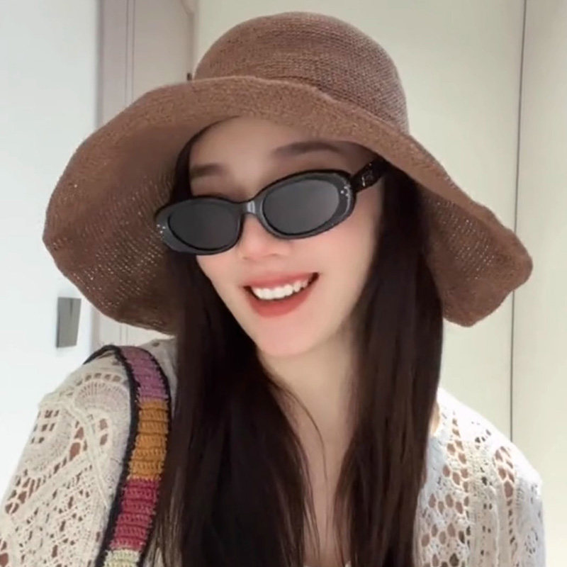 夏季女款大檐防晒沙滩渔夫帽图片