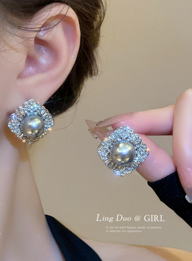 闪钻灰色珍珠耳钉2025年新款爆款高级感小众独特耳环女气质大耳饰