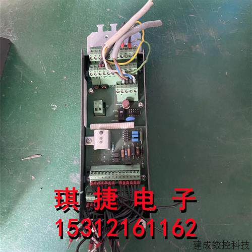 议价产品PLC模块 6SL3255-0BT01-0PA0 测试包好CM240 实物图