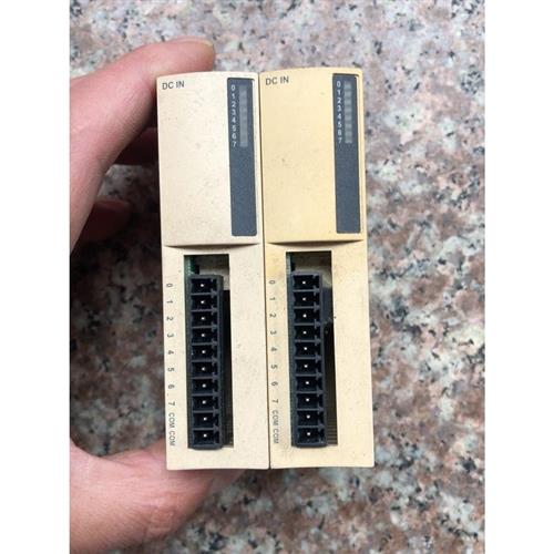 议价施耐德TWDDDl8DT 拆机件。功能包好  100元。议价