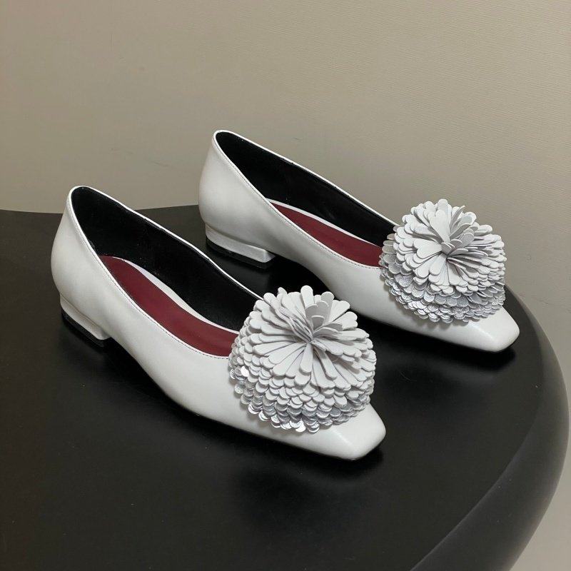 cocy法式单鞋女真皮平底山茶花方头芭蕾舞鞋白色银色串单鞋2026新,女鞋,时尚芭蕾鞋,淘宝优惠券,粉丝福利购,淘宝优惠卷