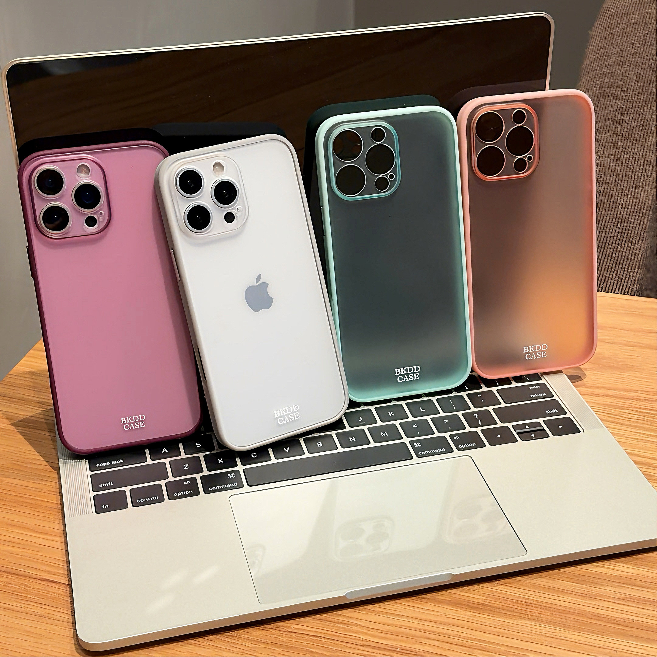 恩王 小众ins风肤感磨砂英文苹果17promax手机壳适用于iPhone16pro全包防摔15max简约高级十七情侣Air保护套