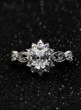 雪精灵椭圆1克拉鸽子蛋戒指